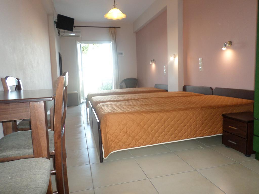 דאסיה Krystallia Apartments מראה חיצוני תמונה